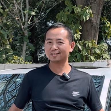 中山亮亮二手车