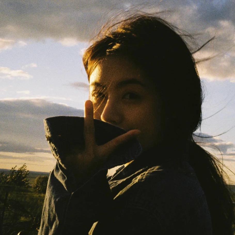 你头发乱了哦～