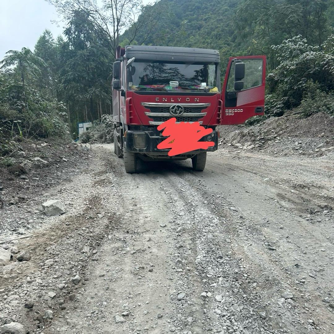 抱住了你，我就拥有了整个世界。