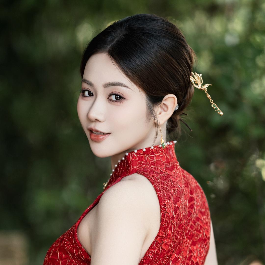 化妆师曾湘桃（已婚）