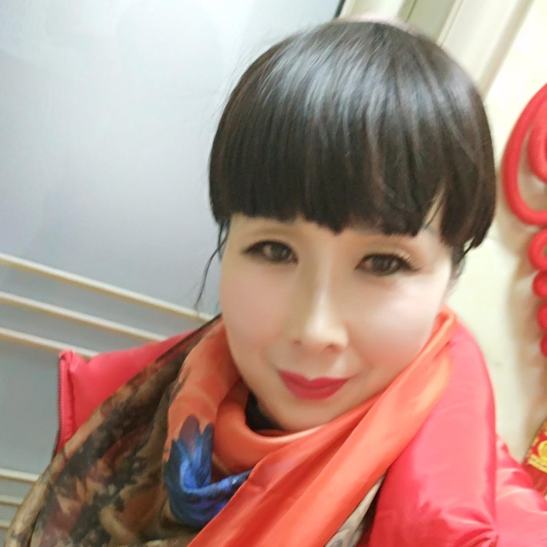 雨后玫瑰