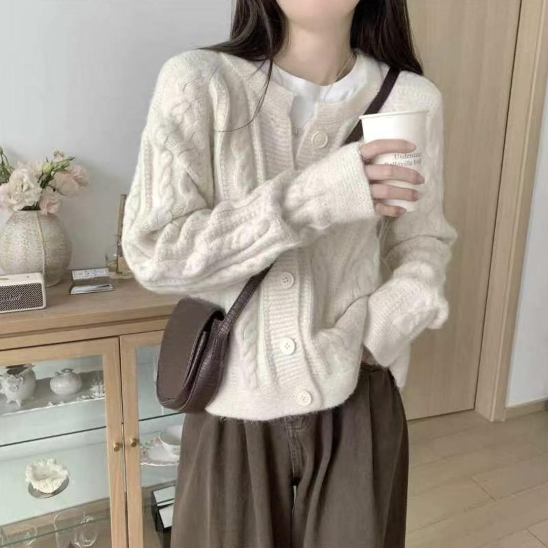阿雨家的毛衣工厂