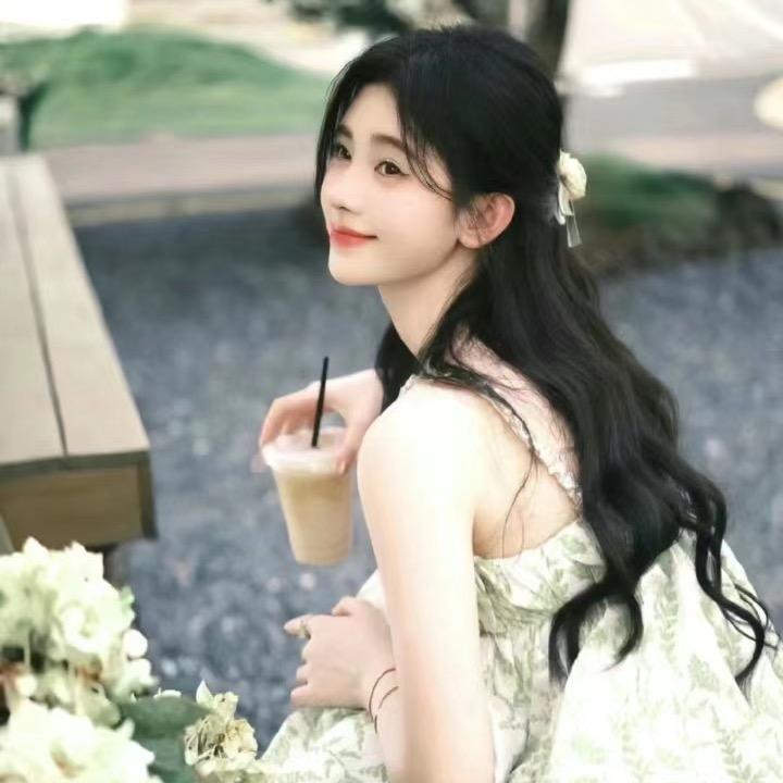 梨涡远点 ꒦ິ^꒦ີ