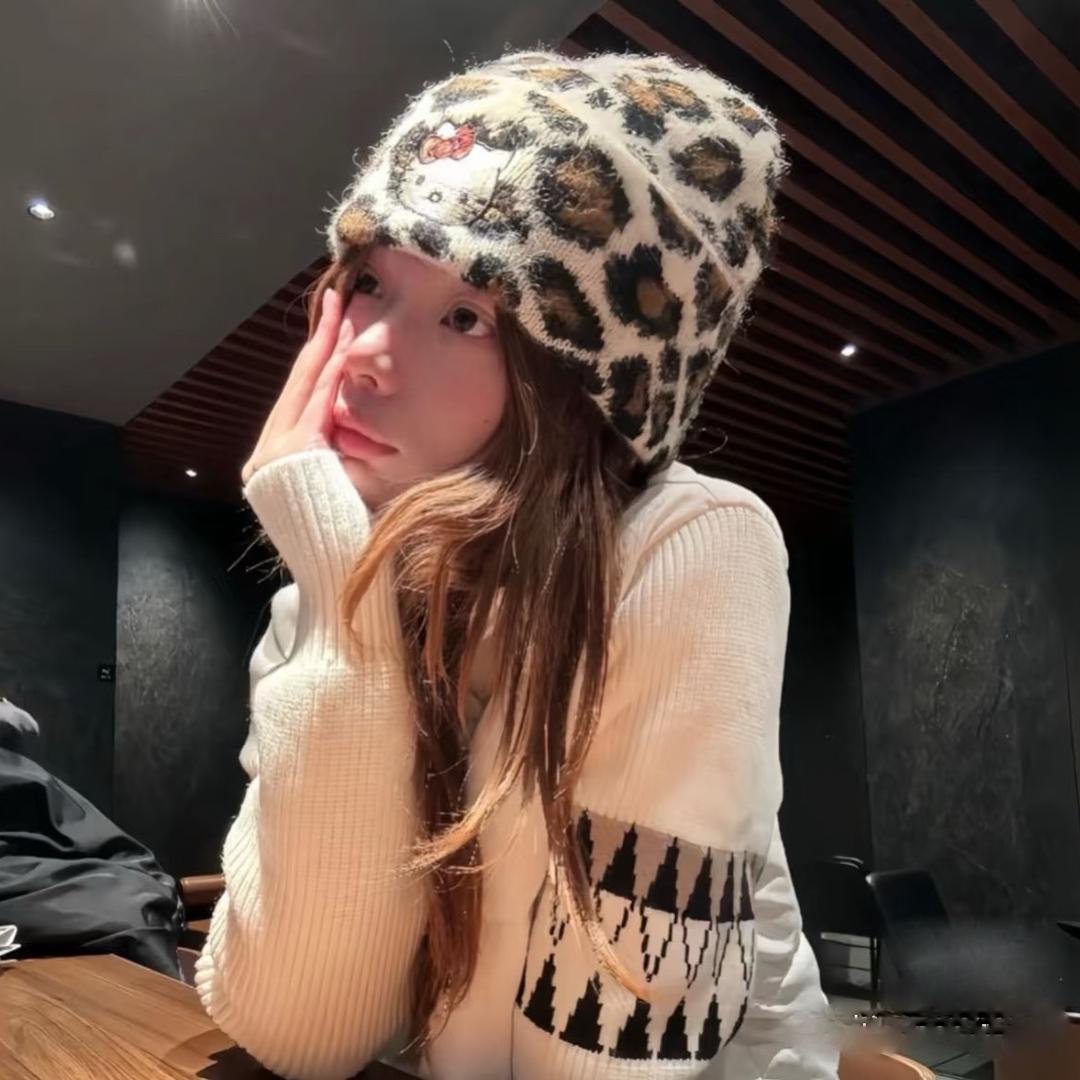 🐳．