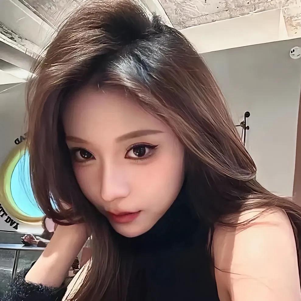 成都君享按摩老板娘