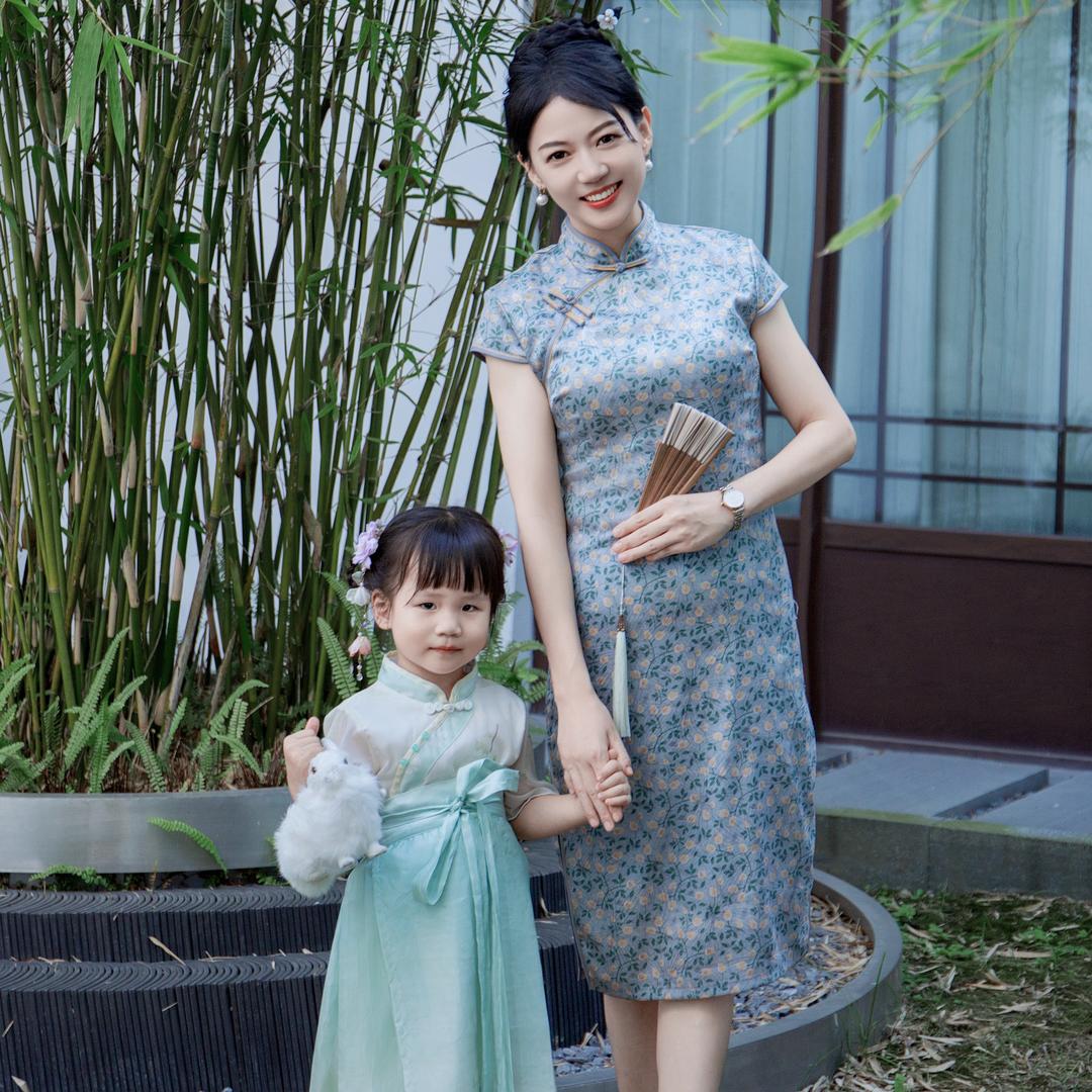 小茉莉和甜小姐