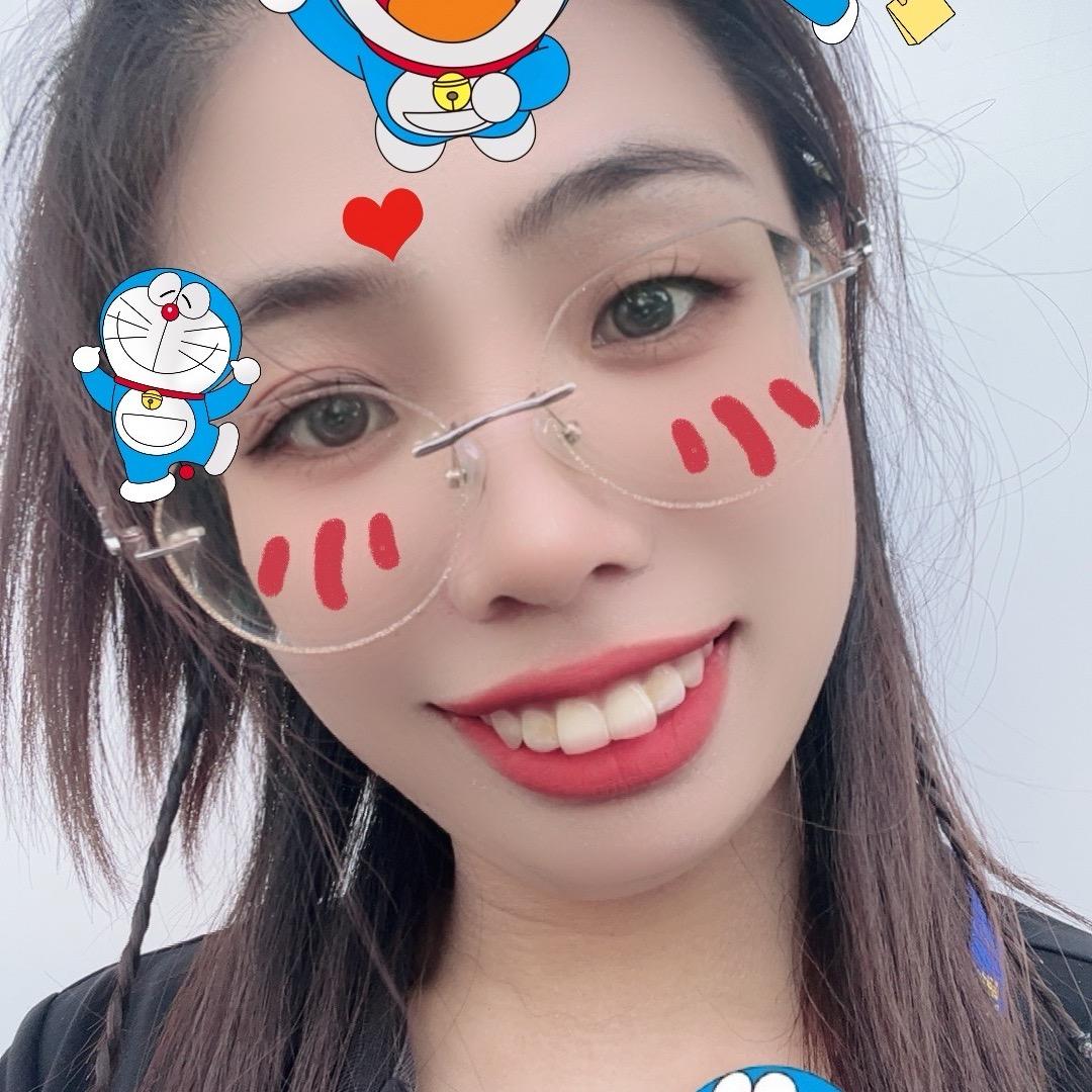雅鹿太原店李婵婵