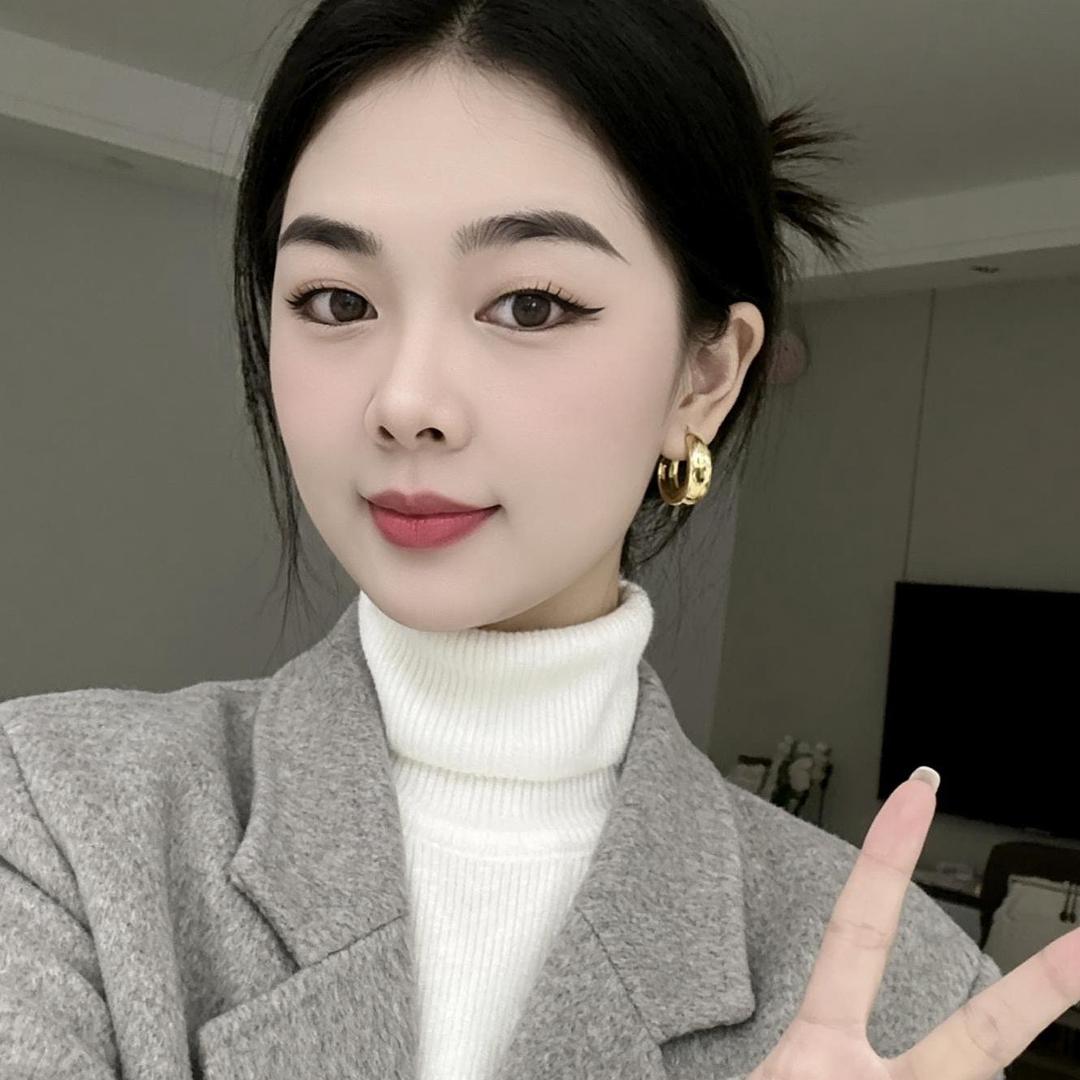 佳佳😘