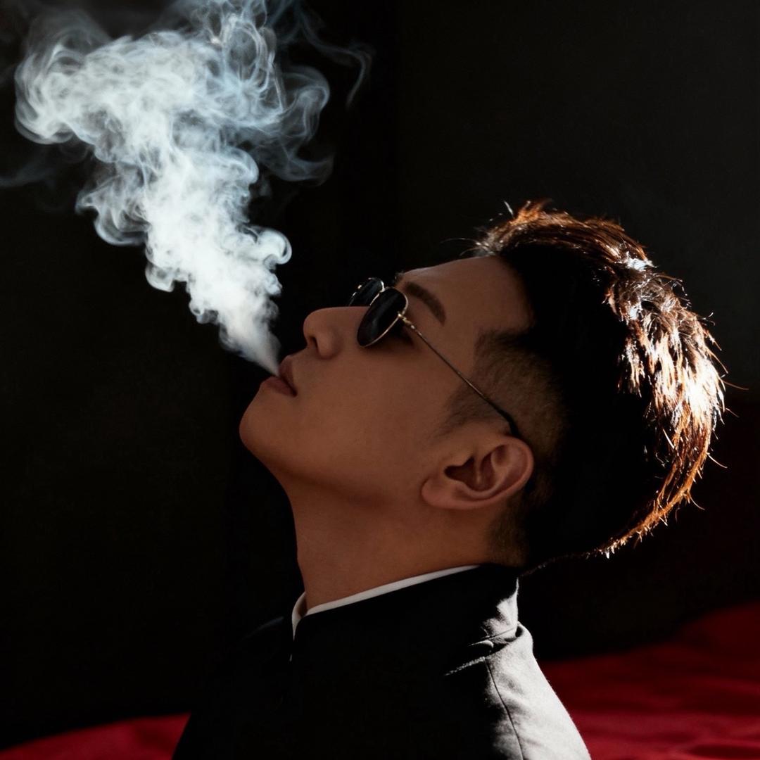 不闲聊，不闲聊