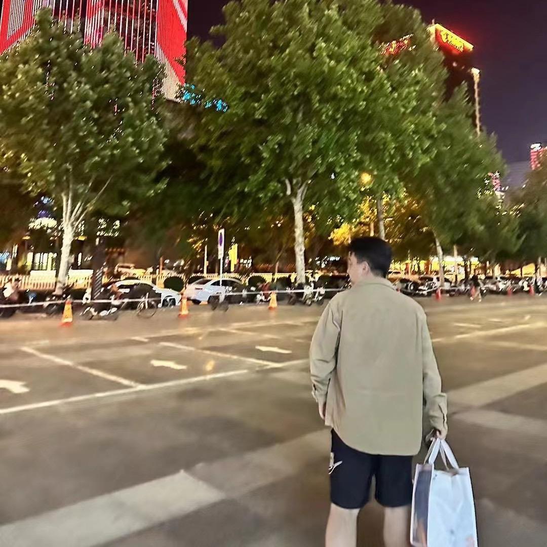 小y（无畏契约）