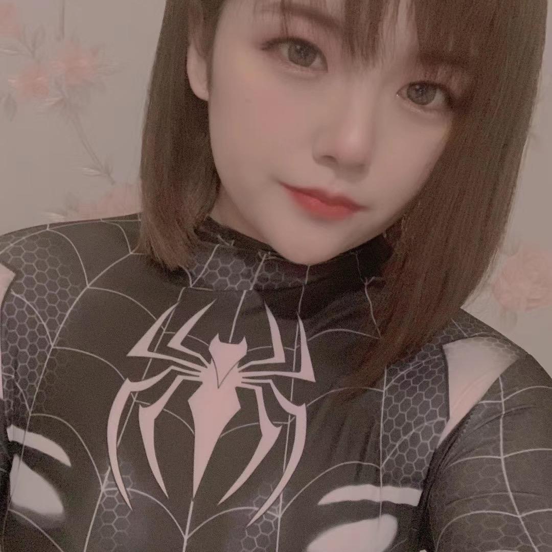 性感女神艾菲尔