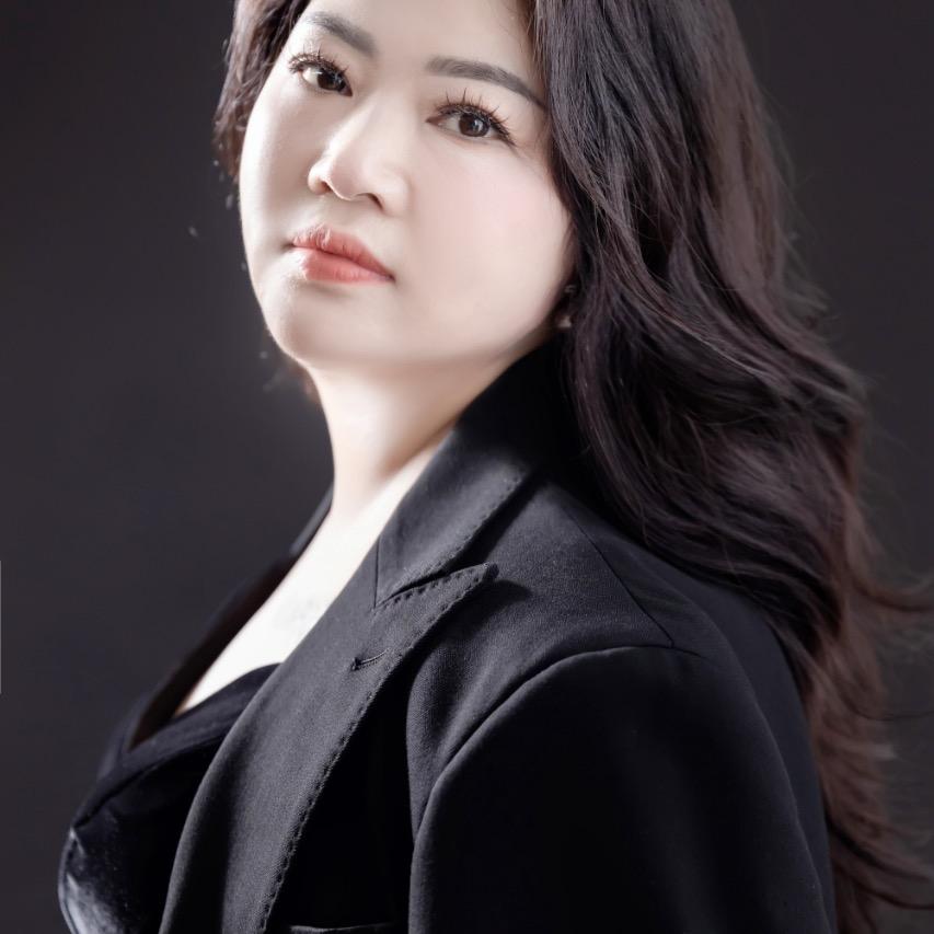 小李爱唱歌