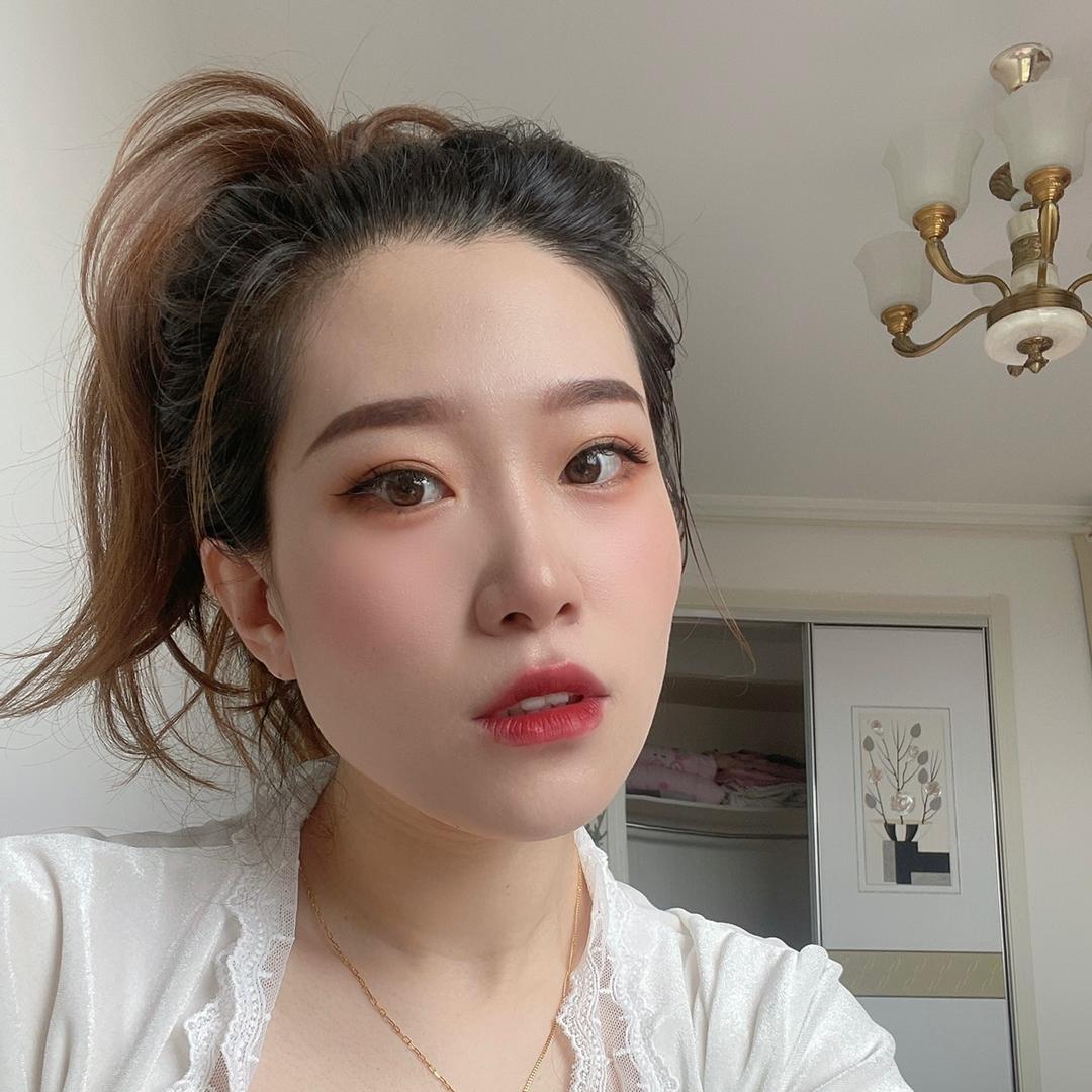 于你 For  you美甲美睫（姐姐）