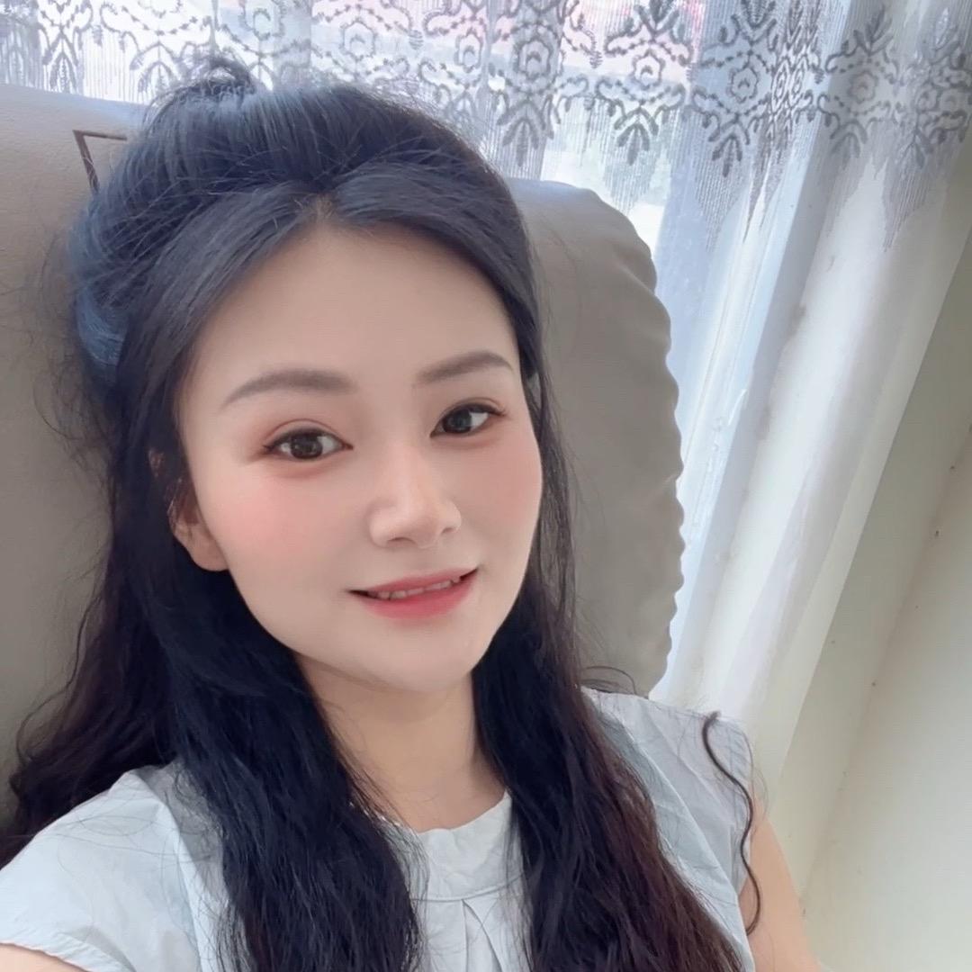 向钱看吖