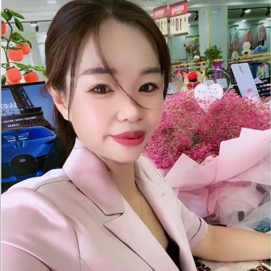 扶沟县尚村岗七彩服饰大卖场