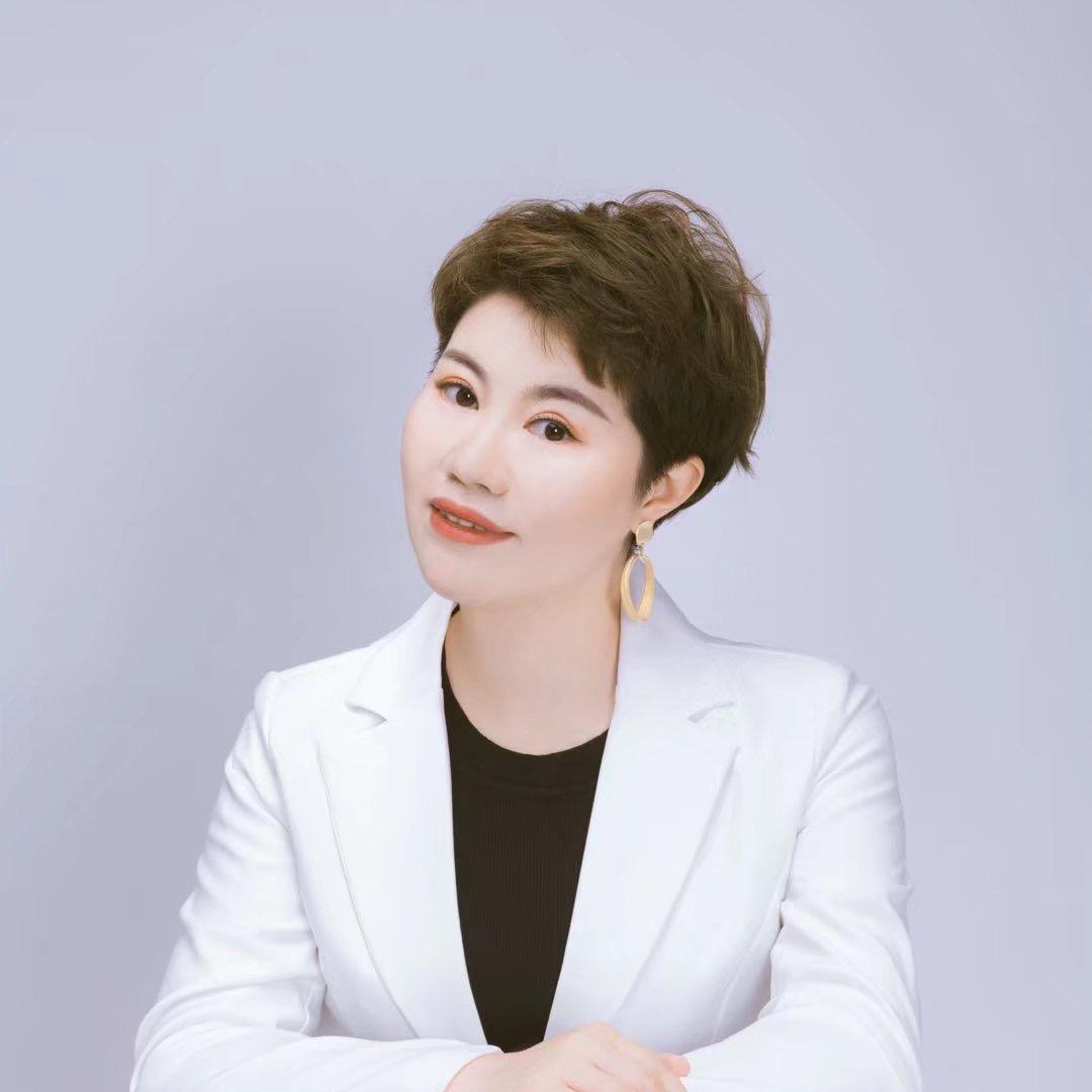 吉首护肤一姐妮妮