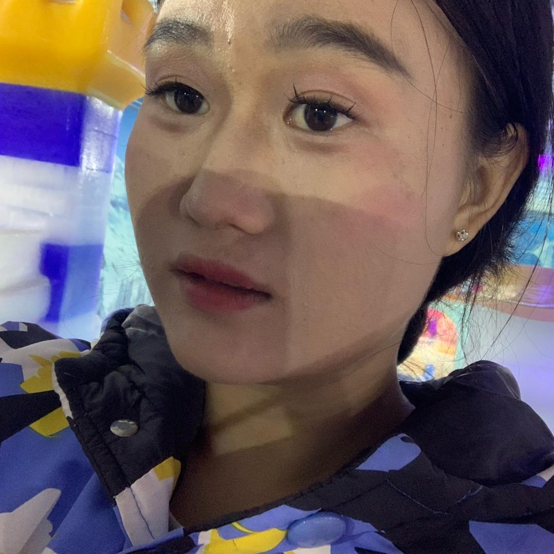 凉山依依💕