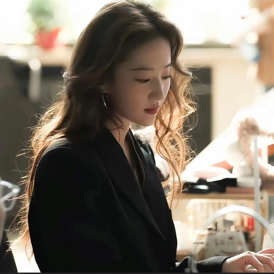 没有故事的女同学
