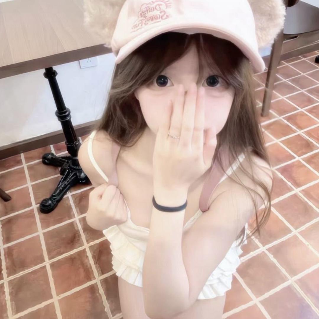 奶黄包ཻʕ•̫͡•ʔ