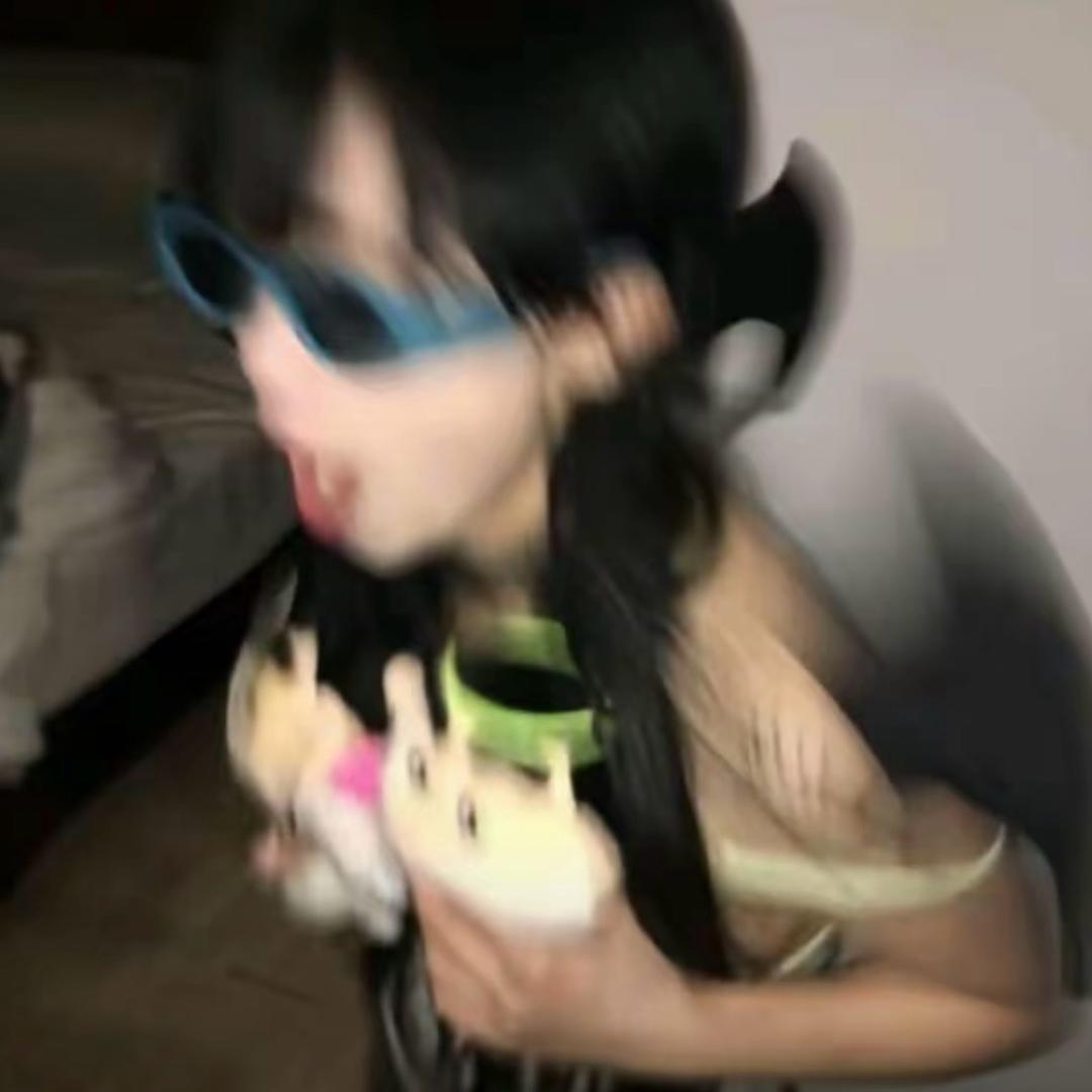 🫐-小金金金.𓏗𓏗
