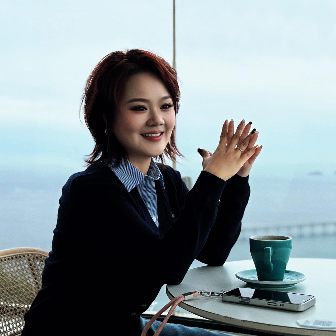 张律Alicia
