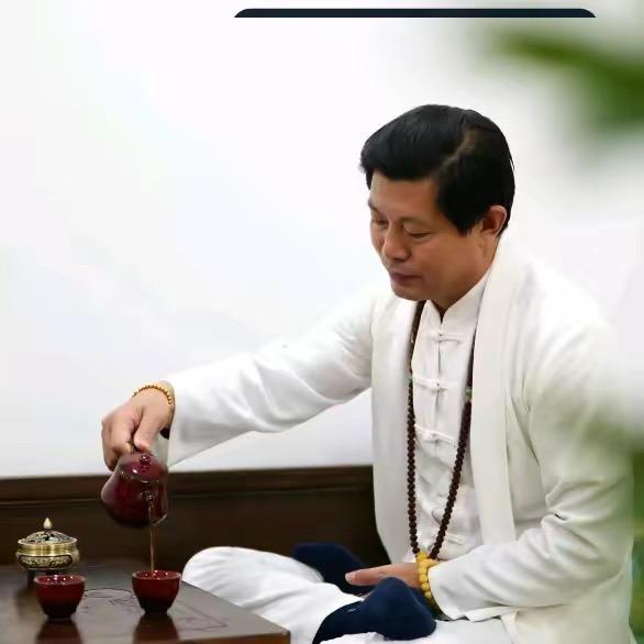延伟师傅