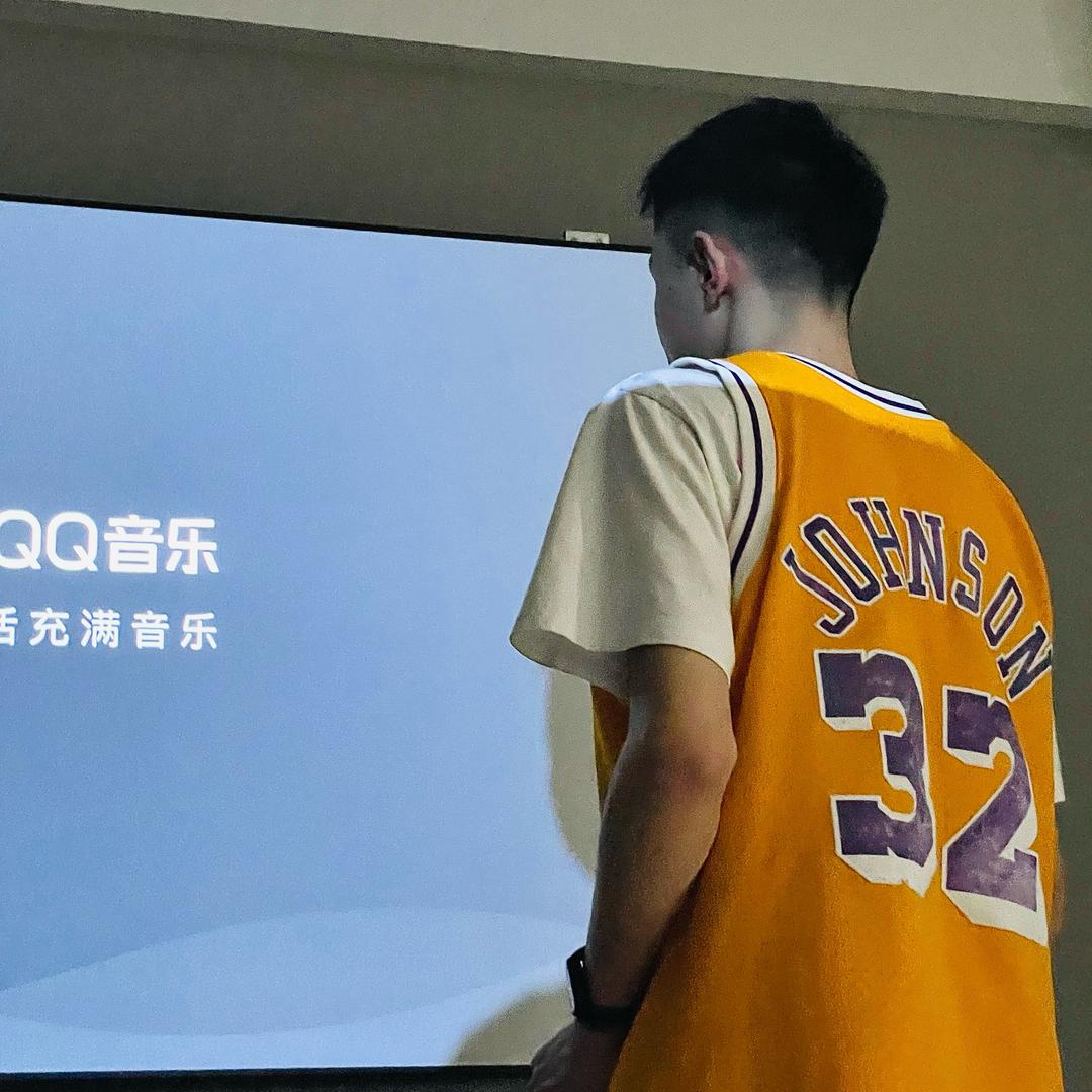 陈亦讯