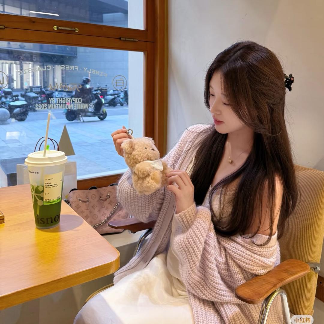 晓雪幼儿园老师🌸