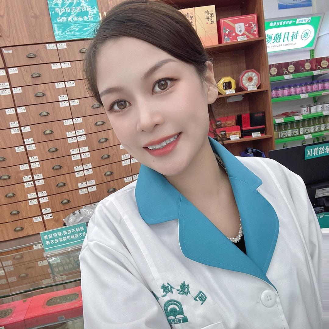 最美执业药师小胡