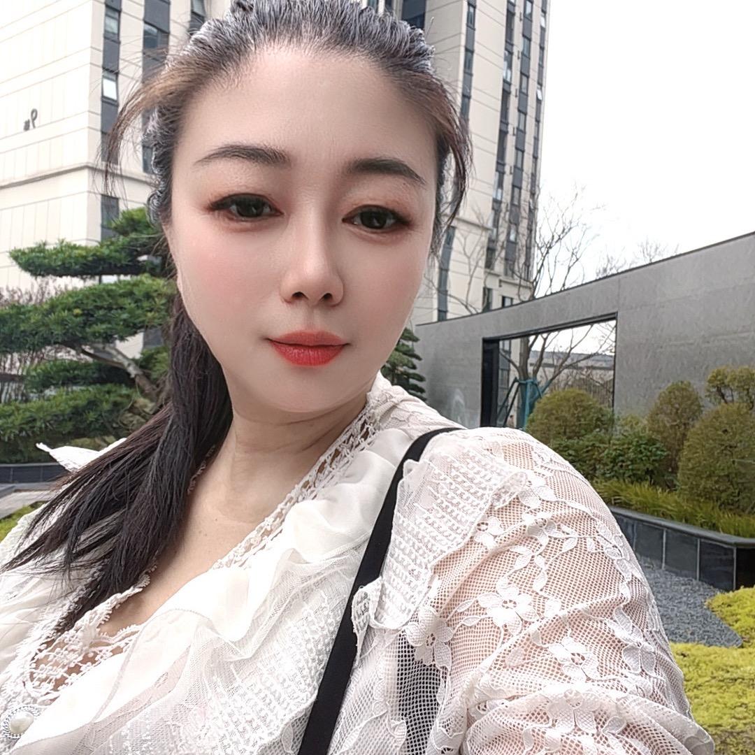 丽娜