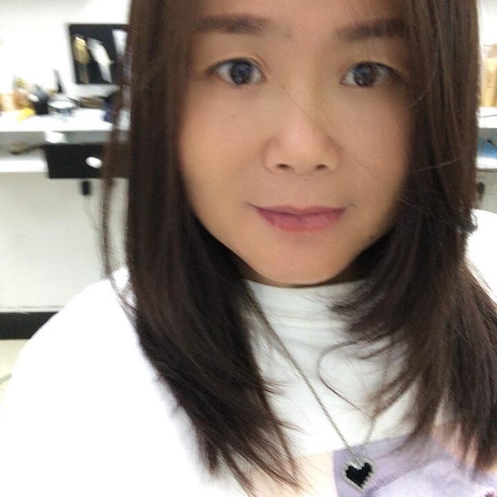 英子