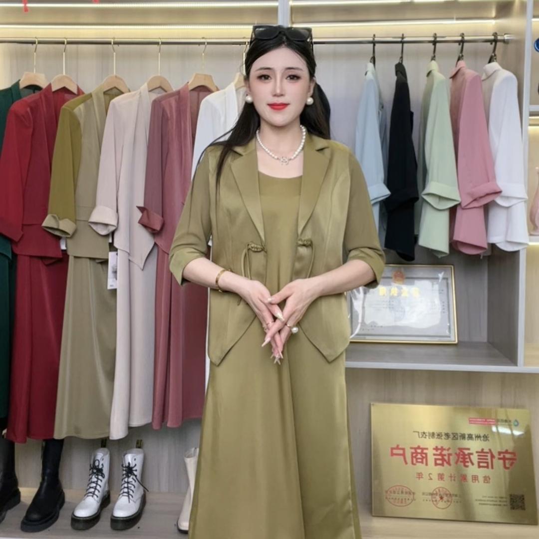 Custom轻奢定制女装