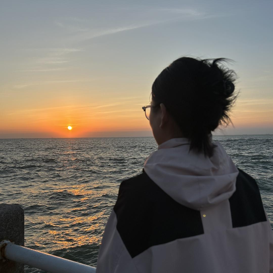 铁锅炖潮玩手办