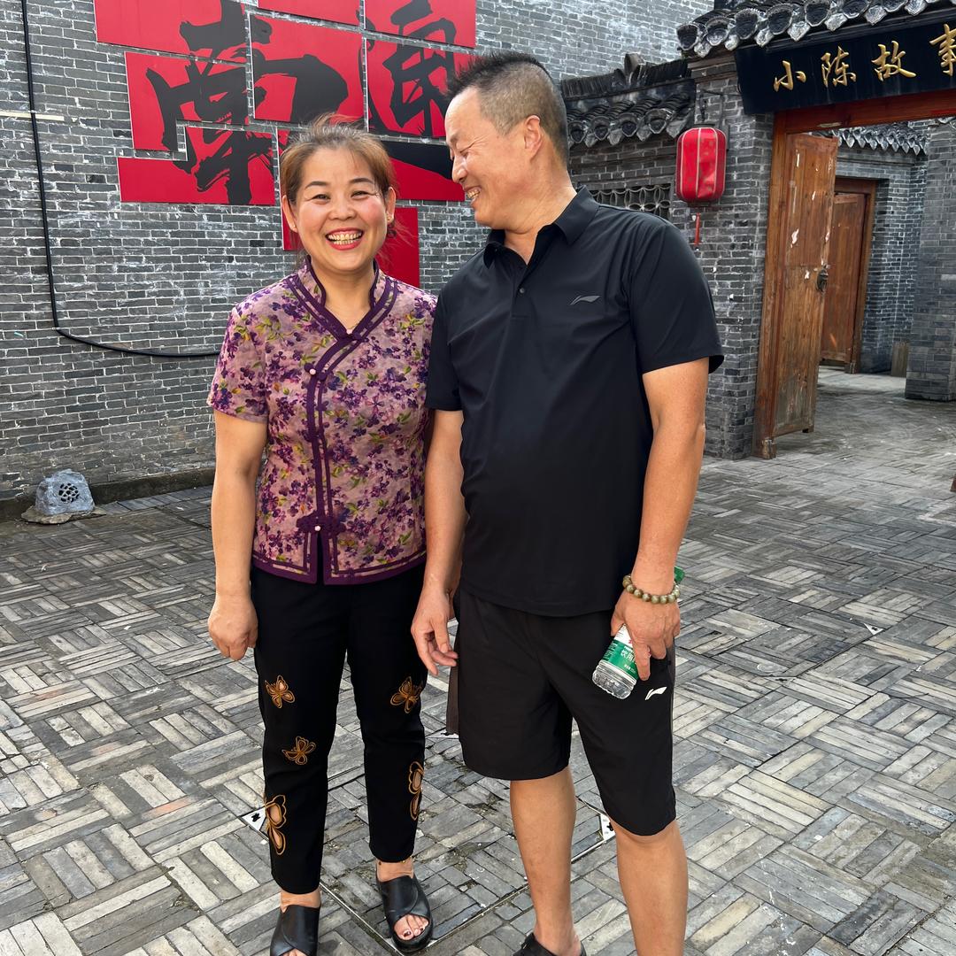 东北铁锅炖平潮店