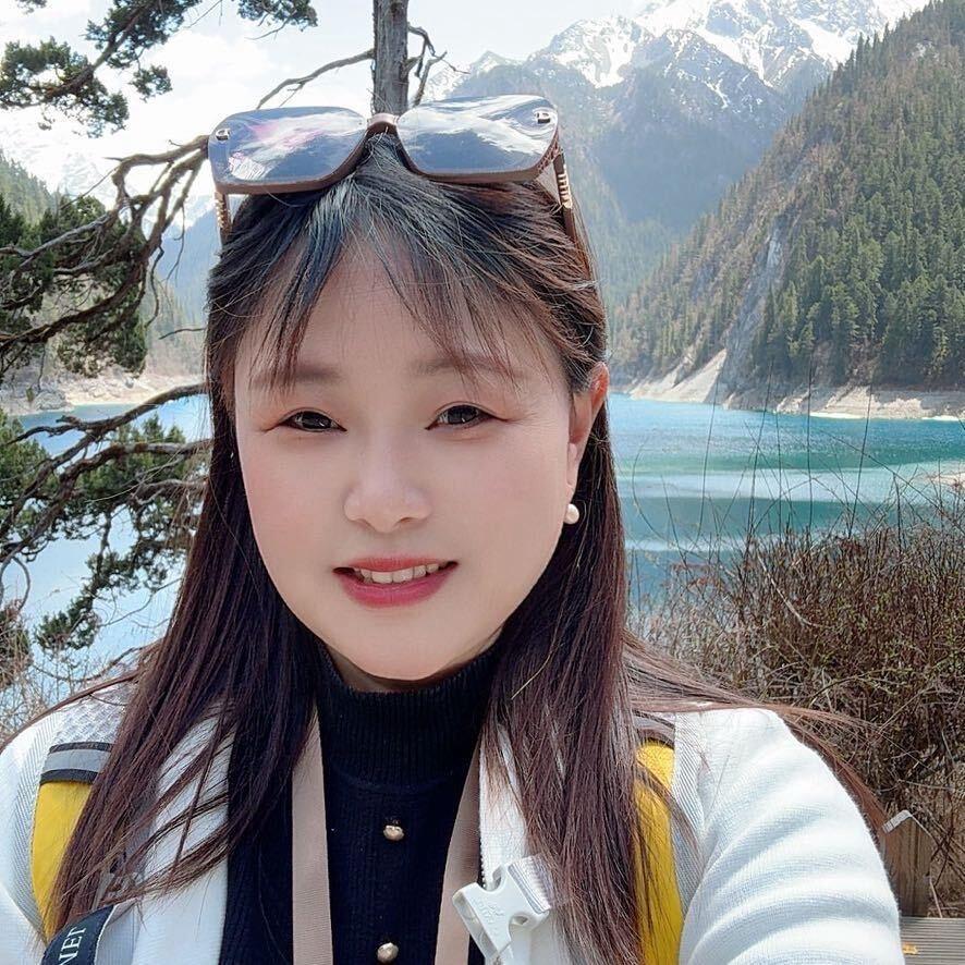 艾琳l张家界导游