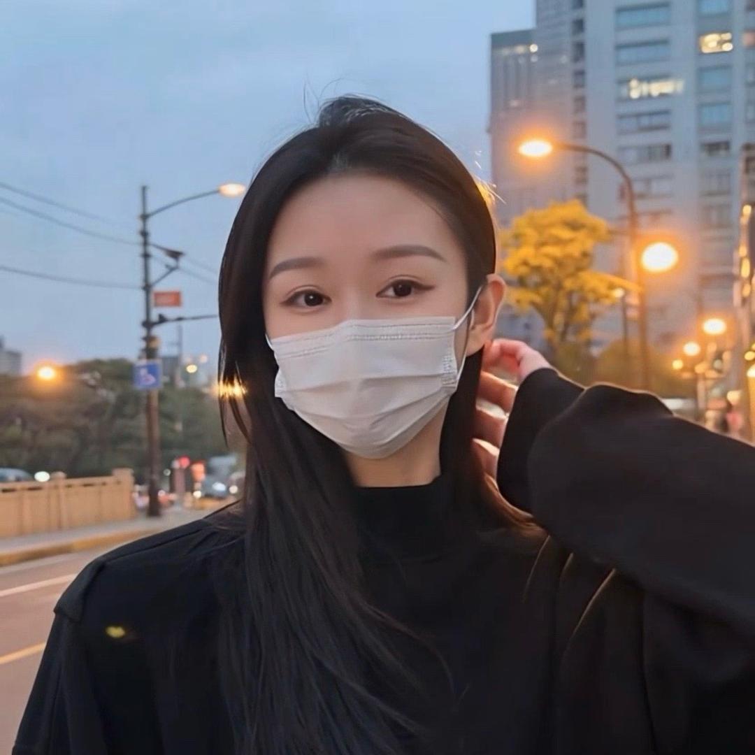 请叫我代老师。