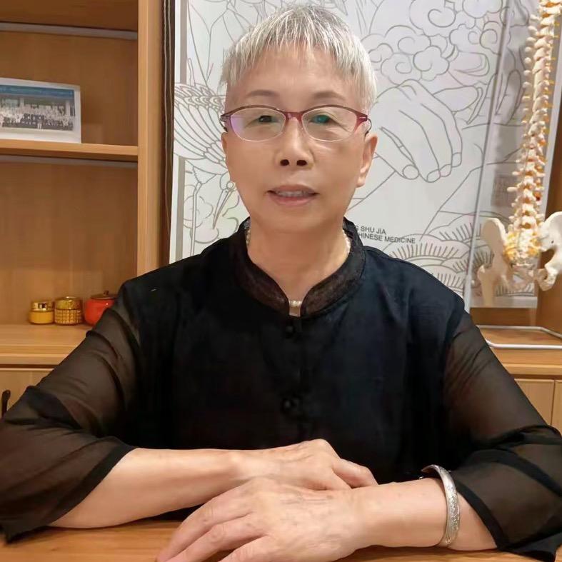 何老先生小助理