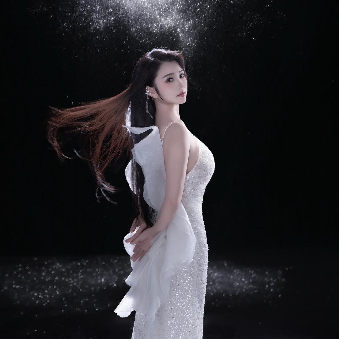 仙桃滴 罗晶