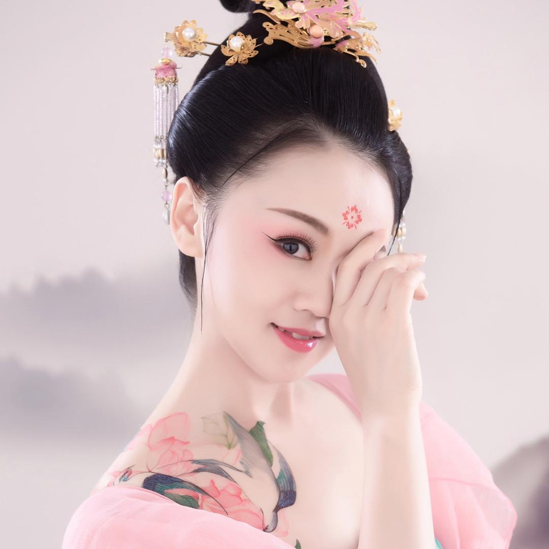 沐沐(打螺丝中)