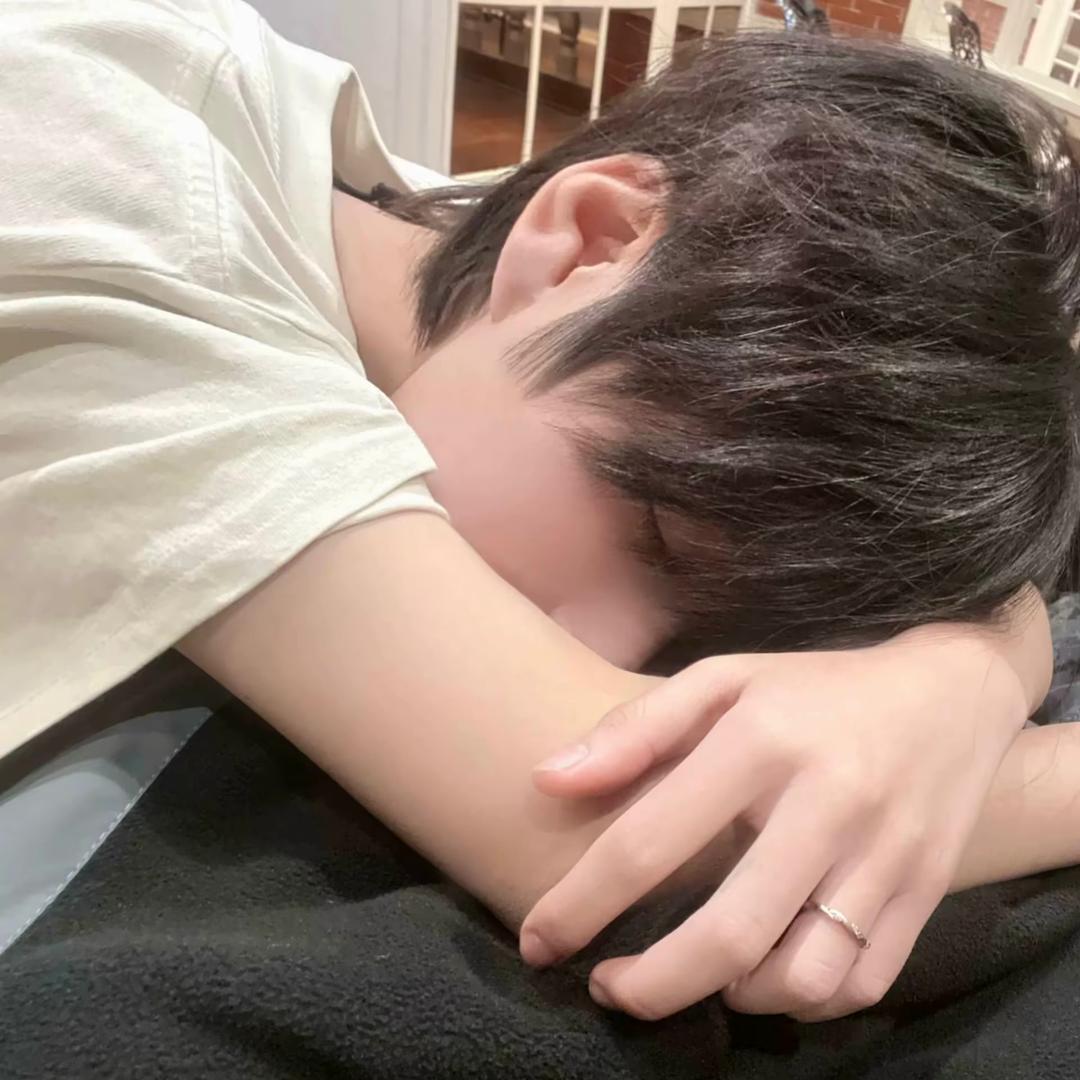 小路（地铁逃生）