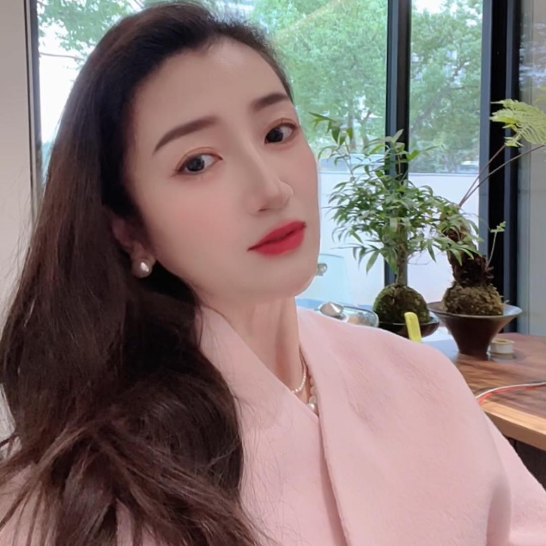 w.莉