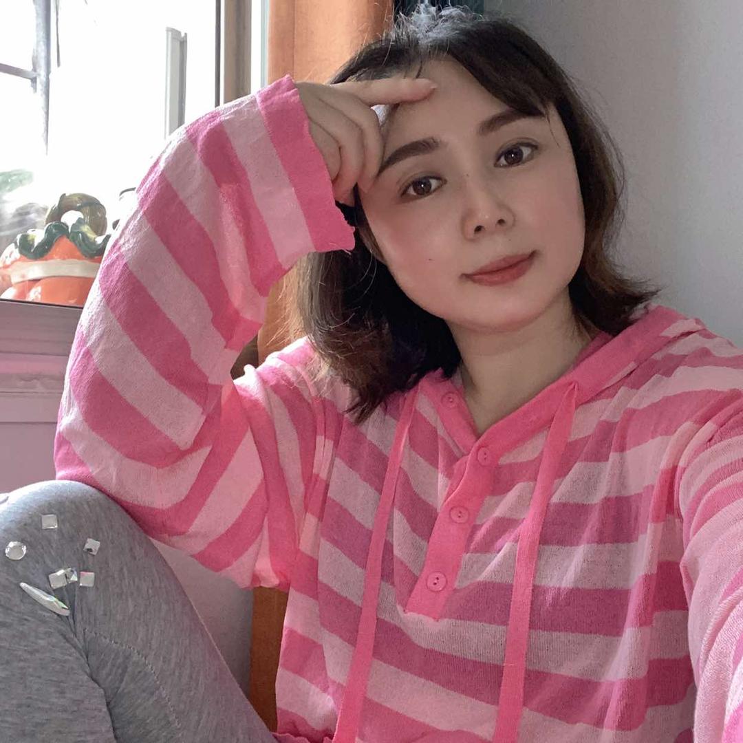 小余（修水稻草人品牌箱包15年）