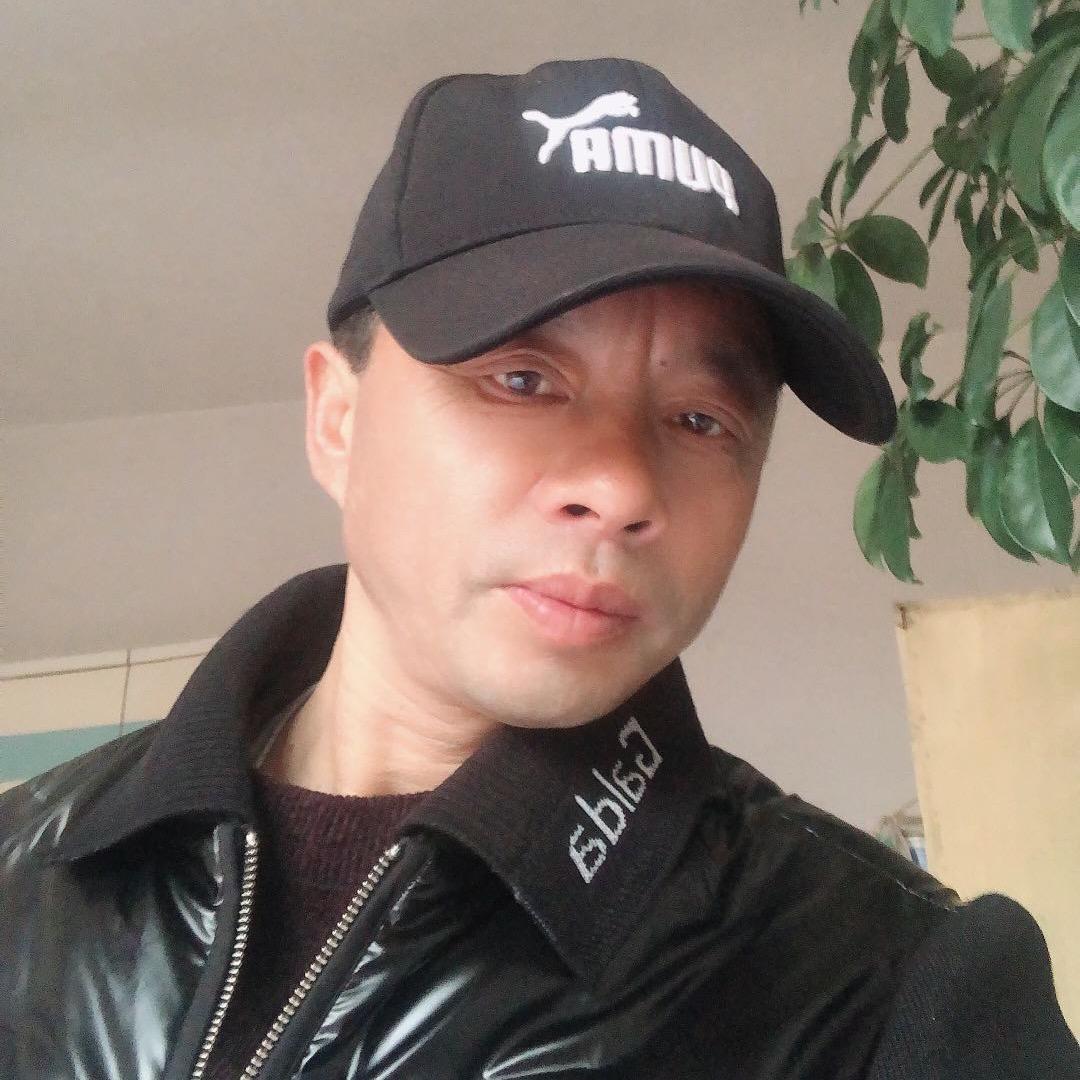 小辉组装家具