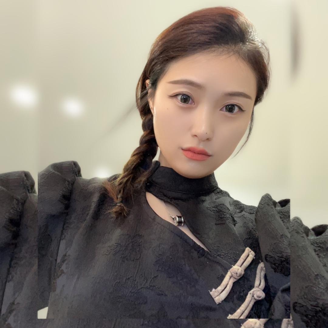 尘世如戏丶逢场做戏