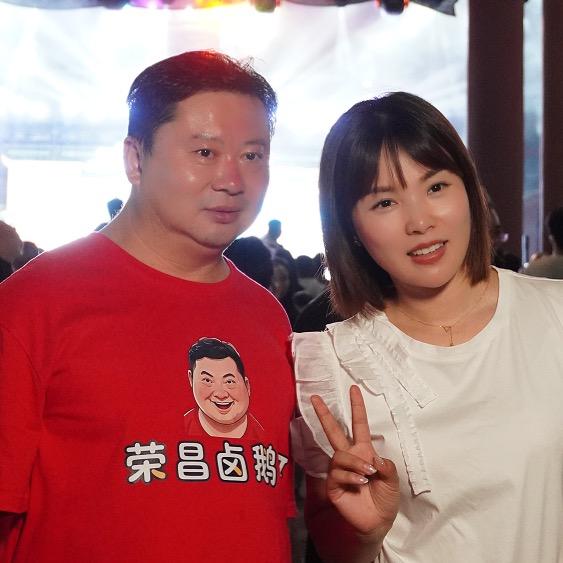 玲姐卖卤鹅