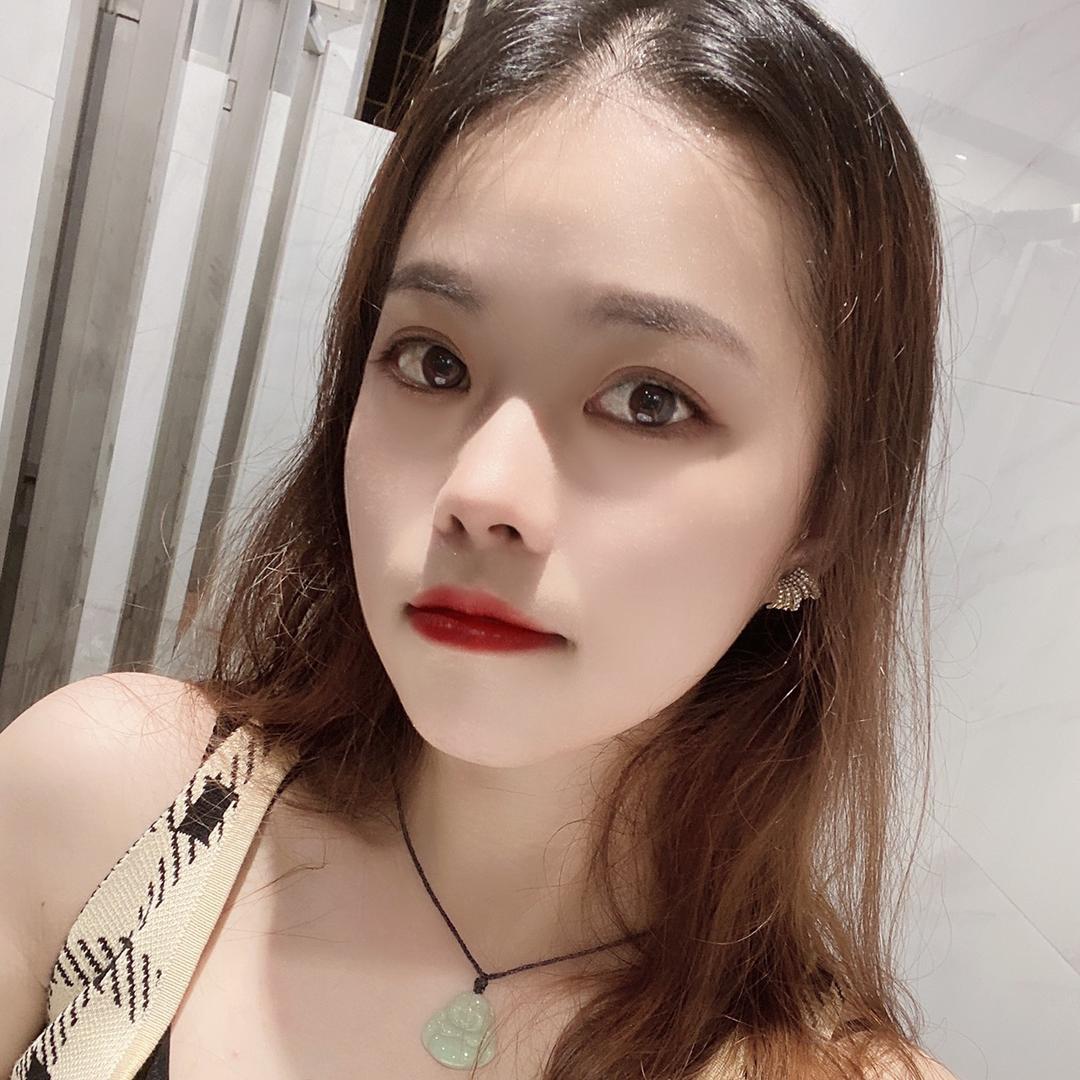 玲儿欧尼💗