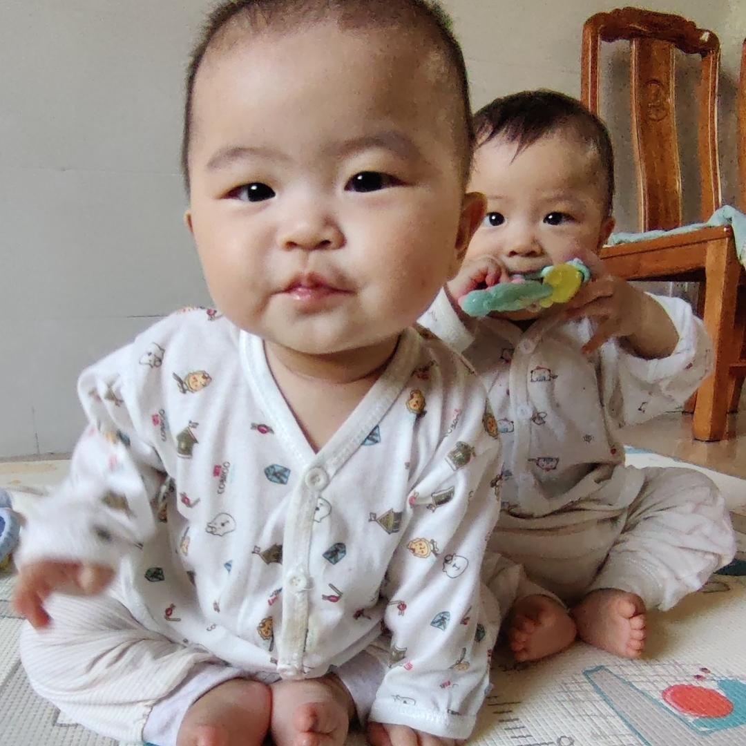 两小只