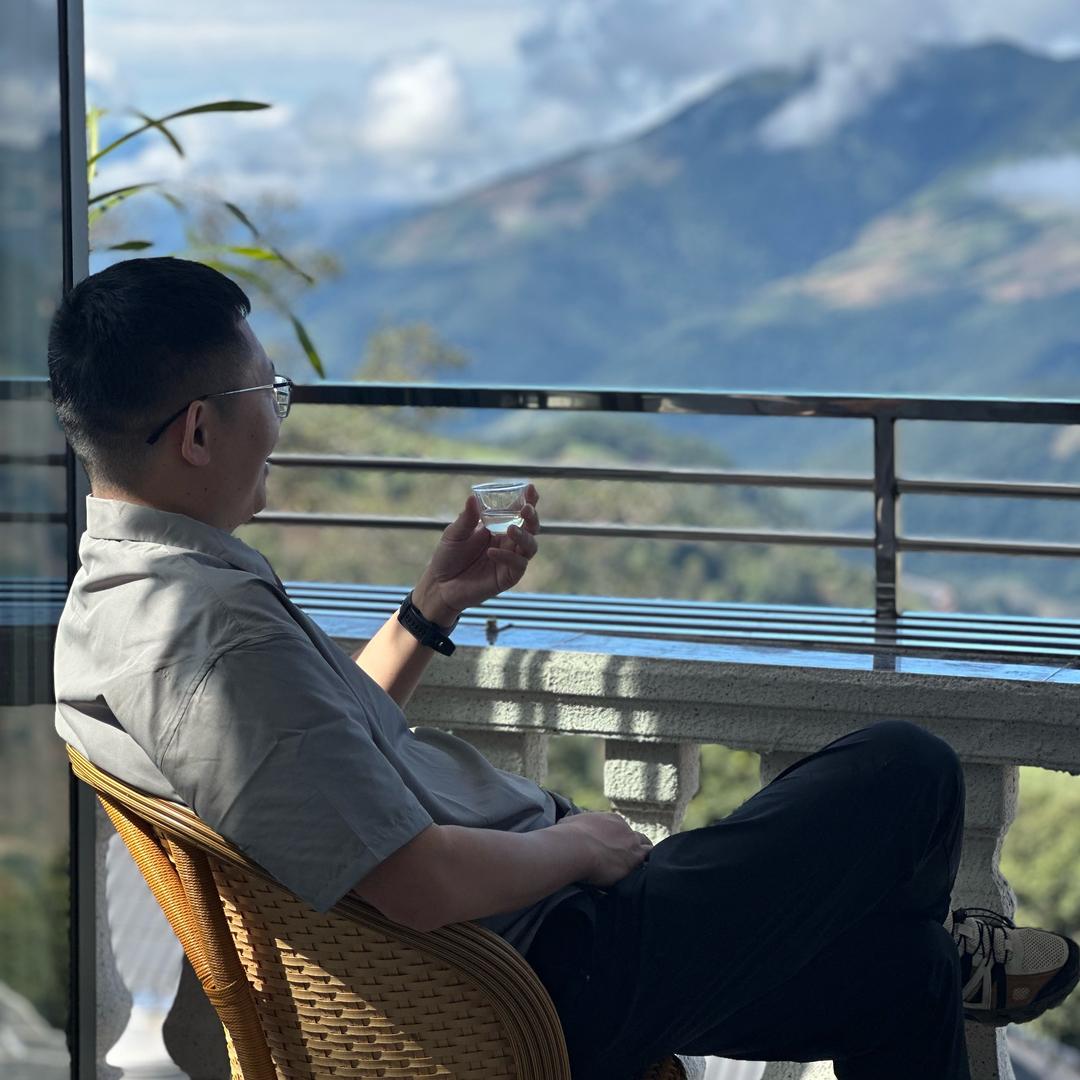 爆帅挖度假