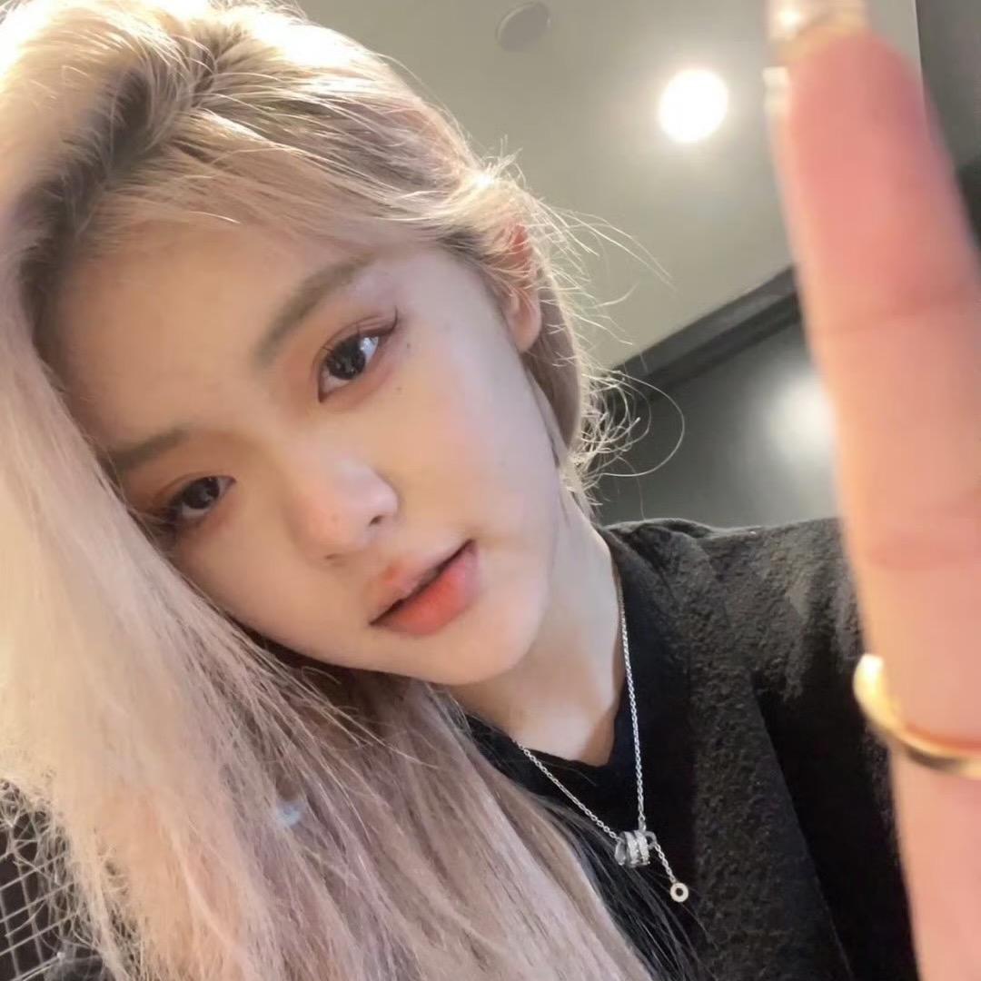 VK ㅤ