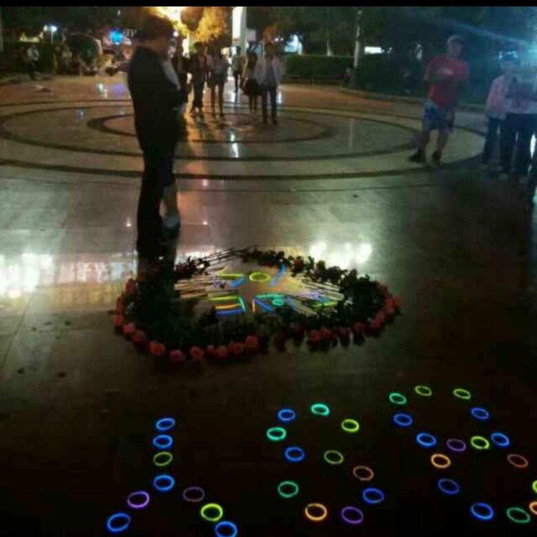 余音八点半，艺舞欢歌队